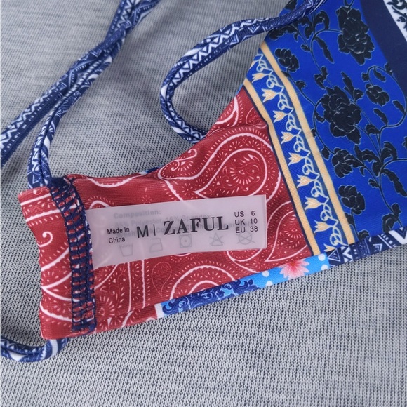 Zaful Floral Paisley Strappy Bikini Set - Picture 5 of 15